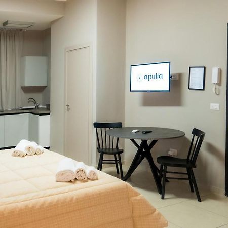 Dante 3 Guesthouse By Apulia Accommodation Bari Buitenkant foto