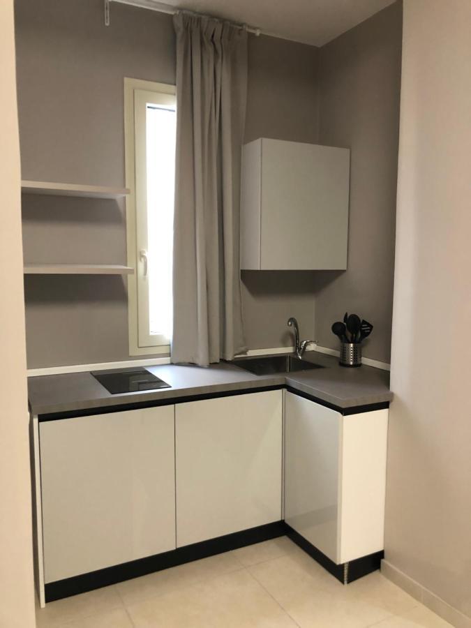 Dante 3 Guesthouse By Apulia Accommodation Bari Buitenkant foto