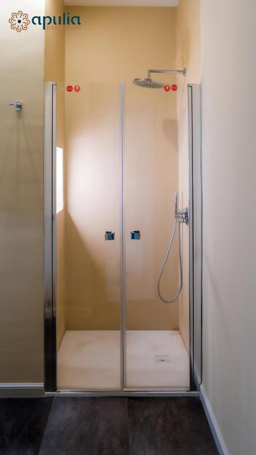 Dante 3 Guesthouse By Apulia Accommodation Bari Buitenkant foto